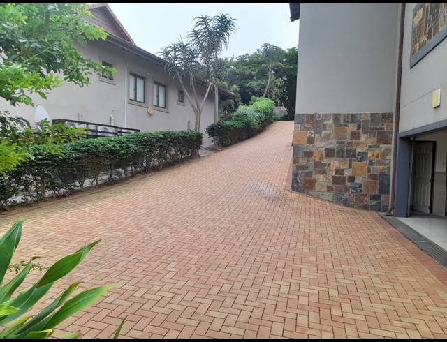 3 BEDROOM FREESTANDING FOR SALE IN WESTBROOK